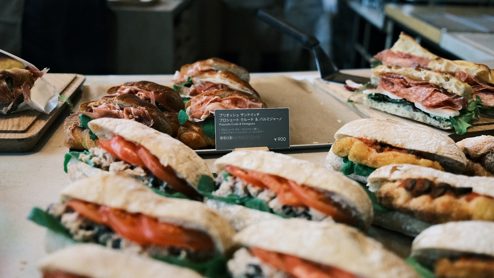 cafe-exterior-autumn-coffee